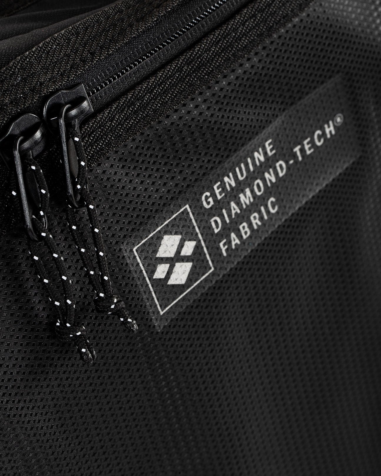 Creatures Fish Double Dt2.0 | Black