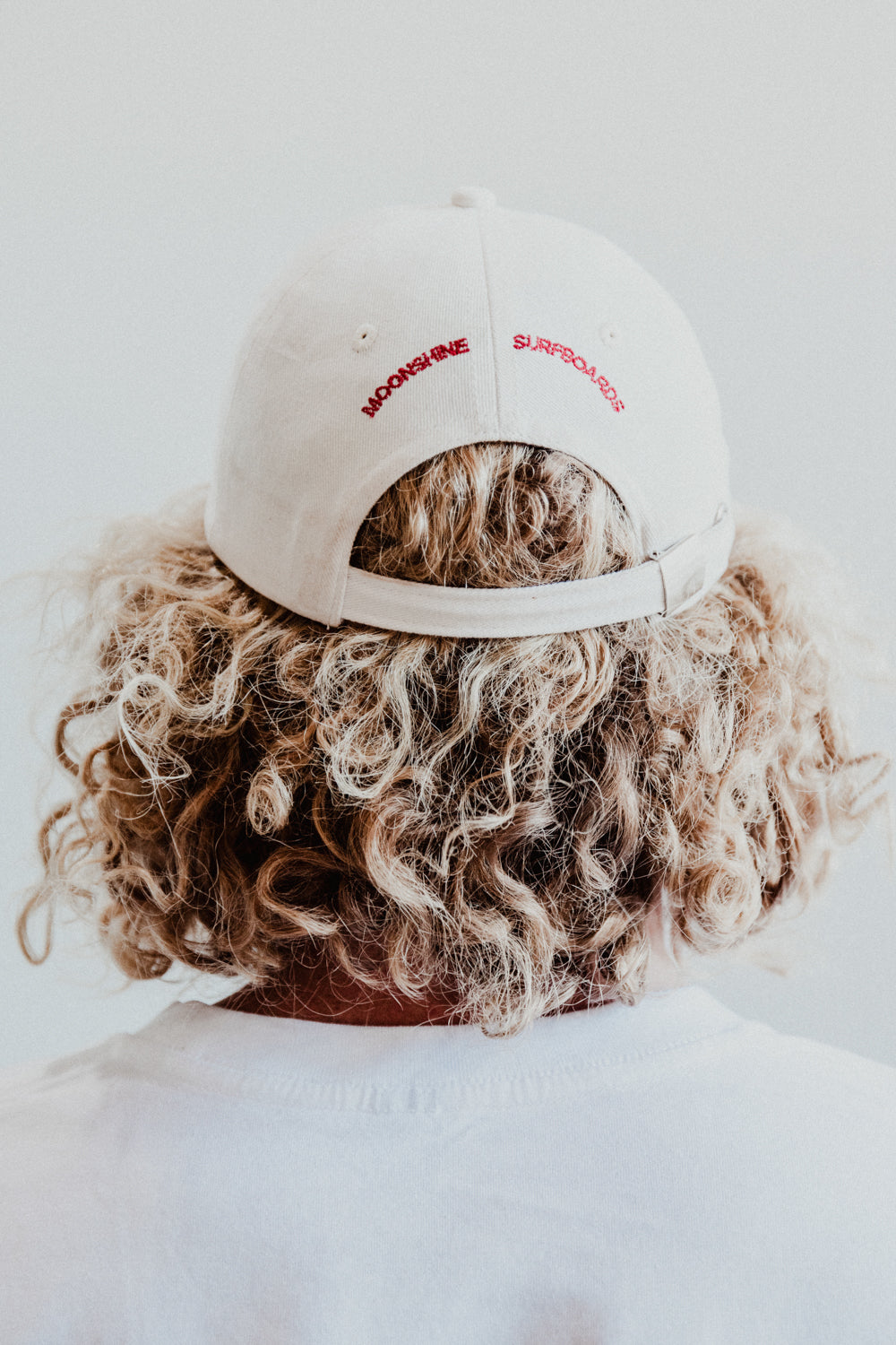 Spur Cap Cream/Red